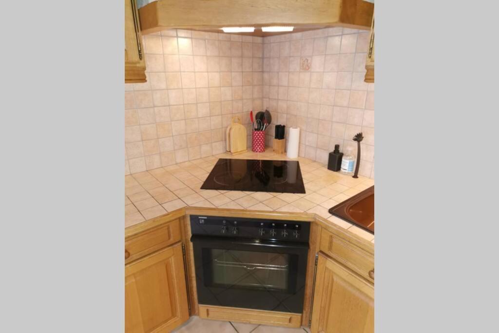 Lo'Ree Des Pres Appartement Grandrieu Buitenkant foto